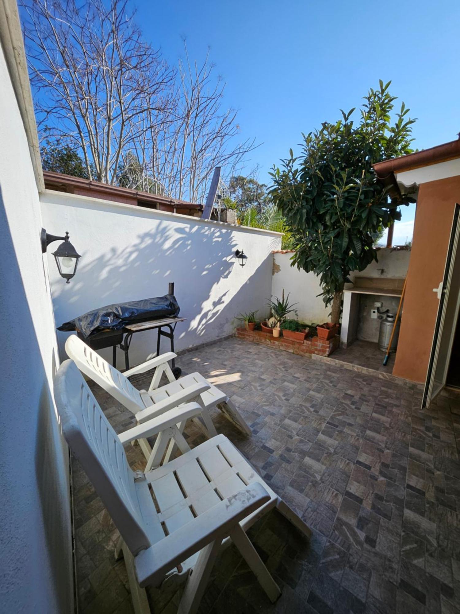 Casa Vacanze Dragona 15 Min Fco 10 Min Ostia Acilia Szoba fotó